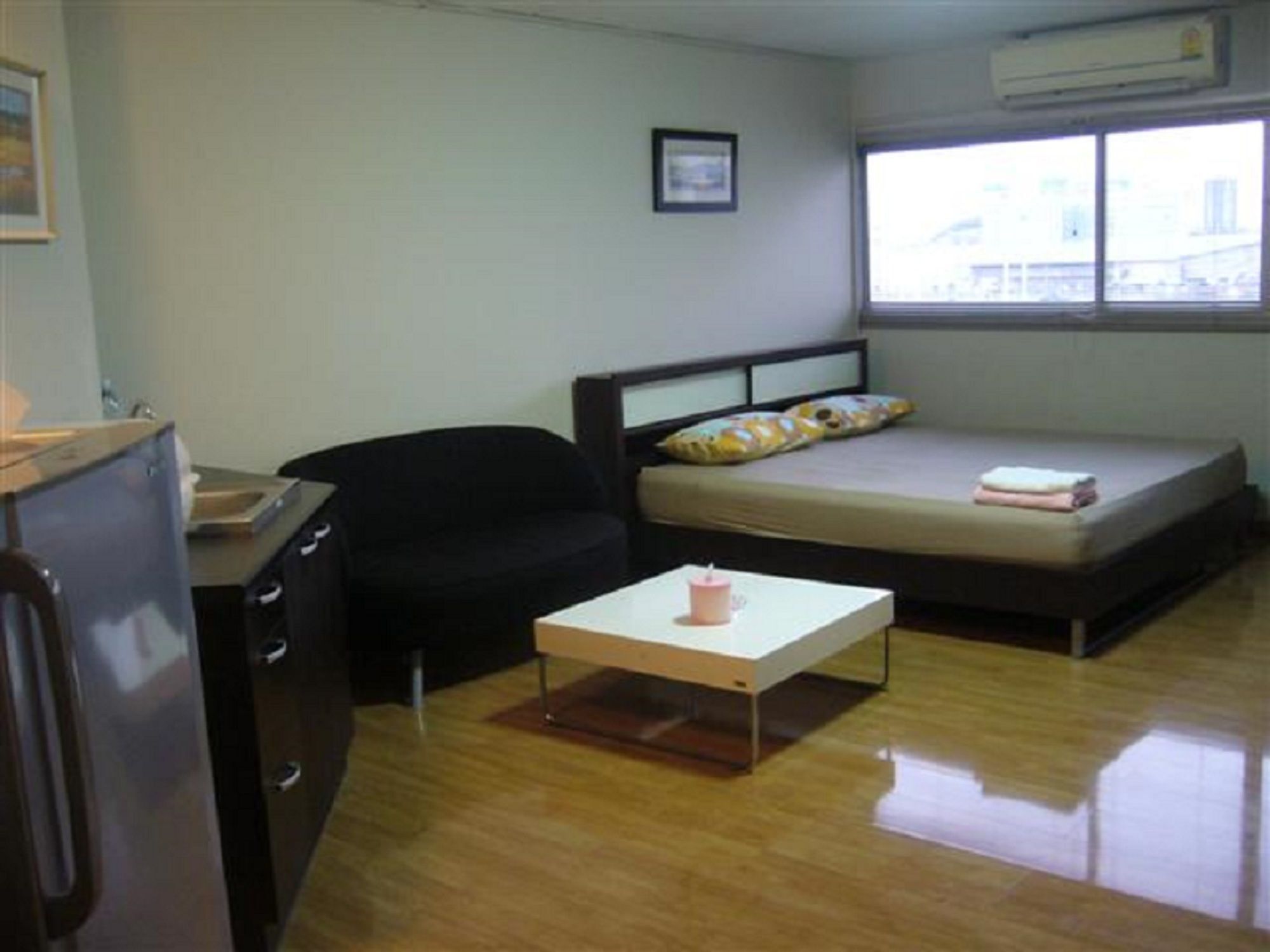 Dmk Don Mueang Airport Guest House Пак Крет Екстериор снимка