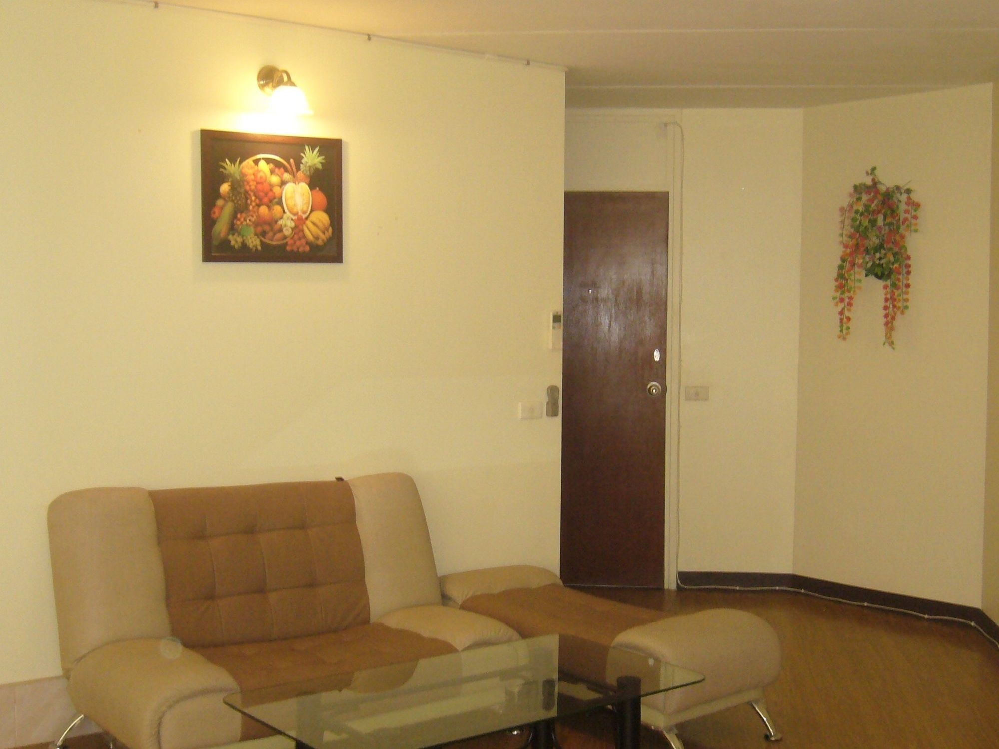 Dmk Don Mueang Airport Guest House Пак Крет Екстериор снимка
